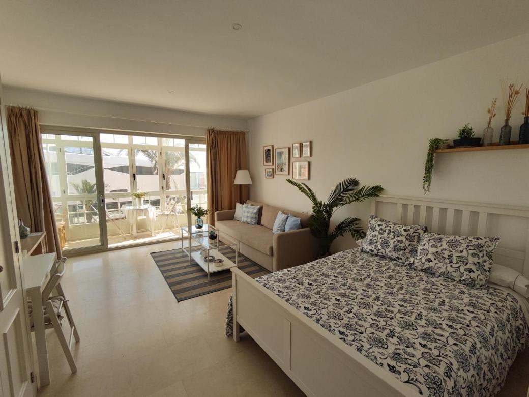 Estudio Puerto De Sotogrande São Roque Exterior foto